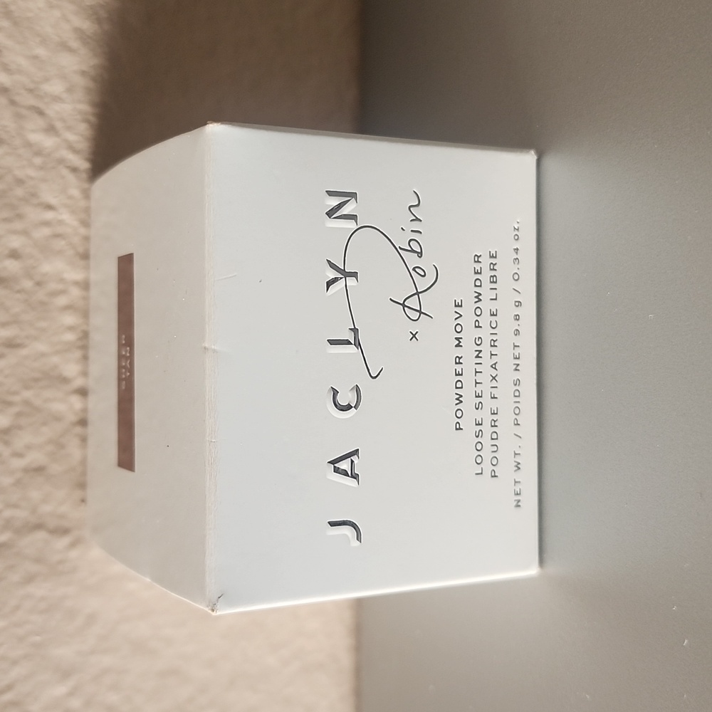 Jaclyn & Robin Setting Powder